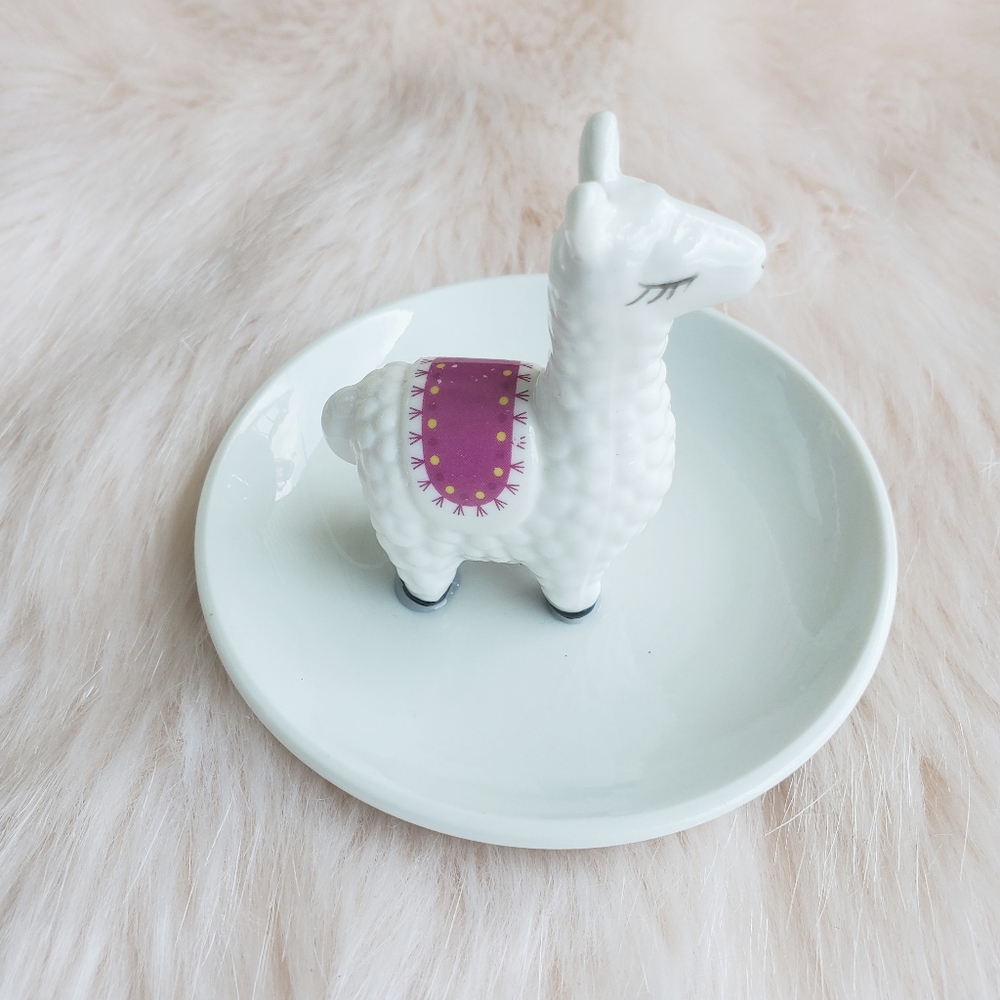 Ceramic Llama Trinket Jewelry Tray Holder NWOT